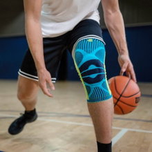 Bauerfeind knee brace (light compression, protects against overexertion) river blue - 1 piece