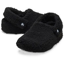 Crocs kapcie Classic Cozzzy Slipper (sztuczne futro, ciepłe) czarne dzieci - 1 para