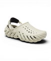 Klapki Crocs Echo Clog beżowe