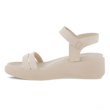 ECCO Sandale Flowt LX Wedge (Vollnarb und Nubukleder) limestone Damen