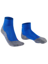 Skarpety trekkingowe Falke TK5 Short (lekka wyściółka do lekkich wędrówek) jasnoniebieskie/szare męskie - 1 para
