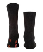 Falke Trekkingsocke Crew Walkie Light (klimaregulierende Merinowolle) anthrazit Damen/Herren - 1 Paar