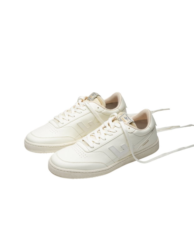 Flamingos Life Sneaker Stadium - triple pearl white