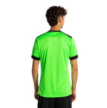 Joma Trainings-Tshirt Eco Supernova (V-Ausschnitt, leicht, bequem) grün/schwarz Herren