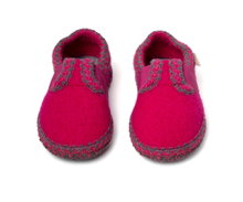 Living Kitzbühel Hausschuhe T-Modell mit Häkelverzierung fuchsia Kleinkinder/Kinder