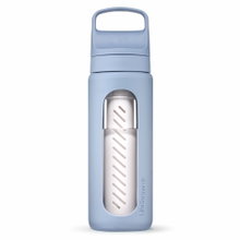 LifeStraw Trinkflasche Go Glass mit Wasserfilter, Verschluss mit Silikonmundstück BPA frei hellblau - 600 ml
