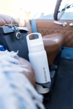 LifeStraw Trinkflasche Go Series Stainless Steel mit Wasserfilter, Verschluss mit Silikonmundstück BPA frei weiss - 700 ml