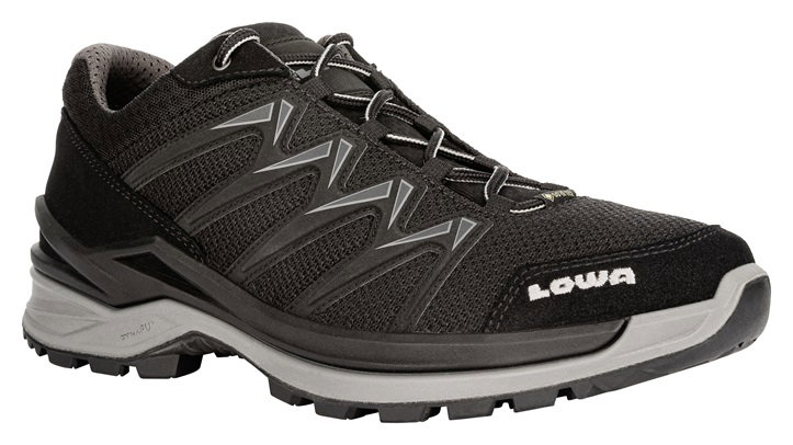 Lowa Wander-Travelschuhe Innox Pro Low GTX (All-Terrain, Synthetik/Textil, wasserdicht) 2024 schwarz/grau Herren