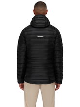 Mammut Winter-Daunenjacke Broad Peak Insulated Hooded (wärmend dank Daunenfüllung) 2025 schwarz Herren