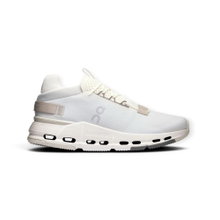 ON Sneaker Cloudnova 2 white/sand ladies