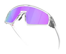 Oakley Latch panel sunglasses (lens colour: Prizm violet) transparent matte - 1 pair of glasses