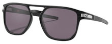 Oakley Sonnenbrille Latch beta (Glasfarbe: Prizm grey) matt schwarz - 1 Brille