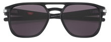 Oakley Sonnenbrille Latch beta (Glasfarbe: Prizm grey) matt schwarz - 1 Brille