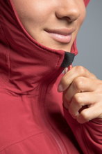 Tatonka Softshelljacke Cesi Hooded (winddicht, atmungsaktiv) rot Damen