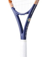 Wilson Tennisschläger Roland Garros Equipe HP 100in/286g/Allround 2026 bronzebraun/navyblau - besaitet -