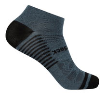 Wrightsock Sportsocken Sneaker Coolmesh II (dünn, atmungsaktiv, bequem) grau/schwarz - 1 Paar