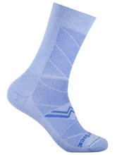 Wrightsock Sportsocken Crew Coolmesh II (dünn, atmungsaktiv, bequem) hellblau - 1 Paar