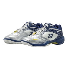 Yonex Badmintonschuhe Power Cushion 65 Z4 VA (Viktor Axelsen) Version 2 2026 silber/navyblau Damen