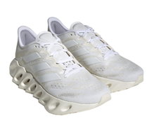 adidas Laufschuhe Switch FWD (Dämpfung) weiss Damen