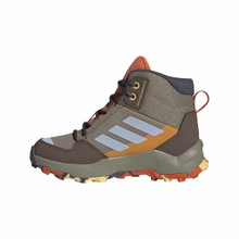 adidas buty trekkingowe Terrex AX4R Traxion MID brązowo/wielokolorowe dziecięce