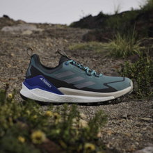 adidas Wanderschuhe Terrex Free Hiker 2.0 GTX (Speed-Hiking, wasserdicht) tealblau/grau Herren
