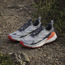 adidas Wanderschuhe Terrex Free Hiker 2.0 GTX (Speed-Hiking, wasserdicht) grau/orange Herren