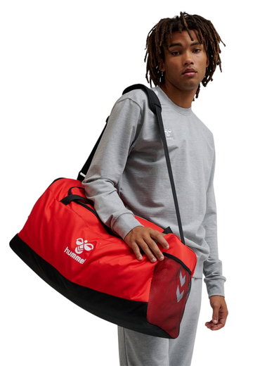 hummel Sporttasche hmlCORE 2.0 Sports Bag mit Bodenfach (Größe L) rot/schwarz